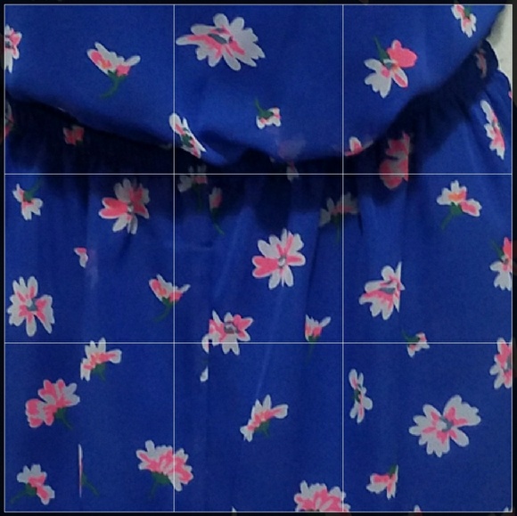 SOLD Royal blue and red romper - Picture 5 of 6